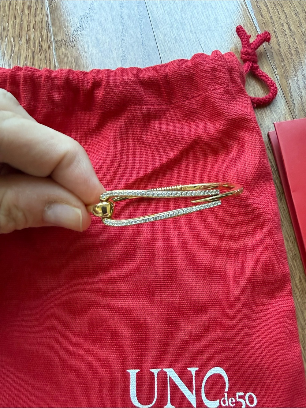 Uno de 50 Gold Bracelet - Picture 2 of 4